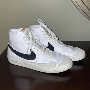 Women’s Nike Blazer Mid ‘77